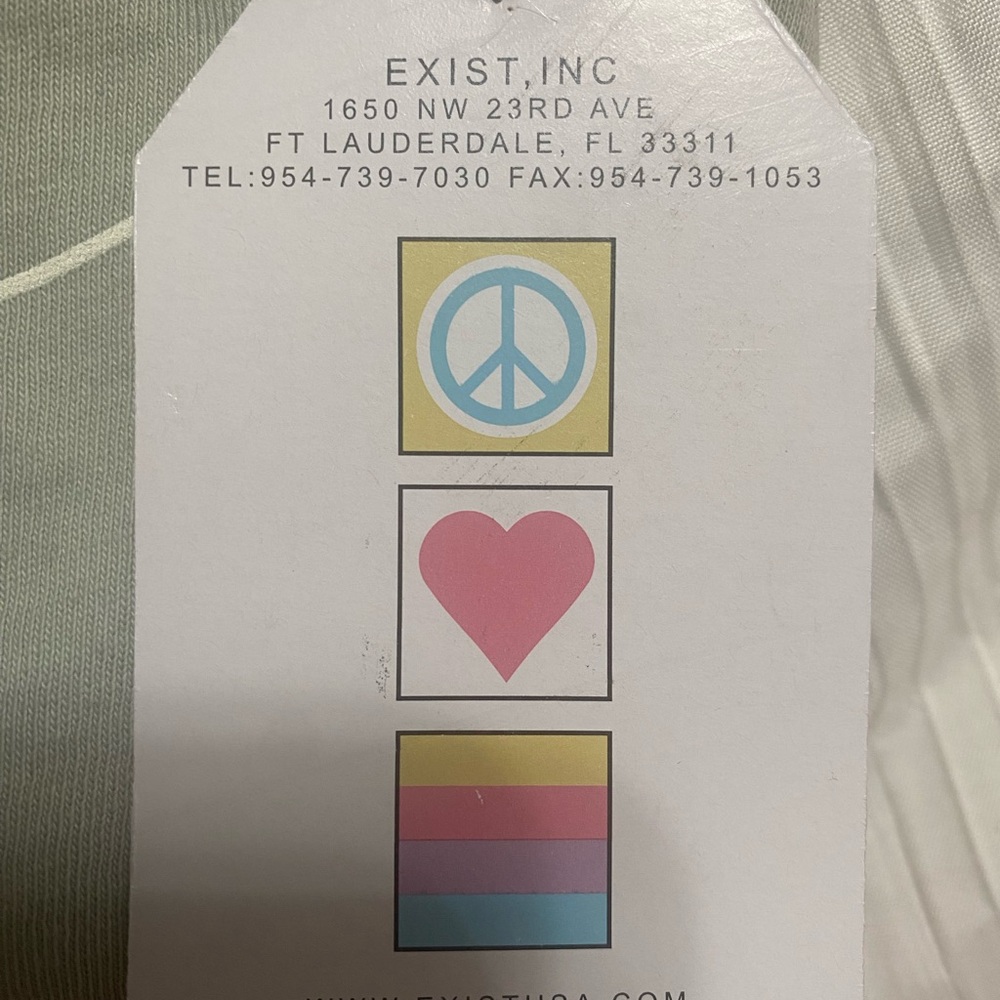 Cropped t-shirt - Picture 10 of 10